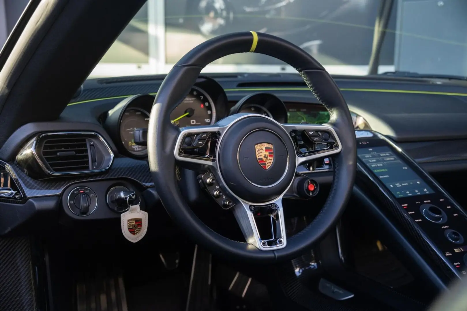 918 Spyder   Liquid Silver   Carbon   Lift   Bur