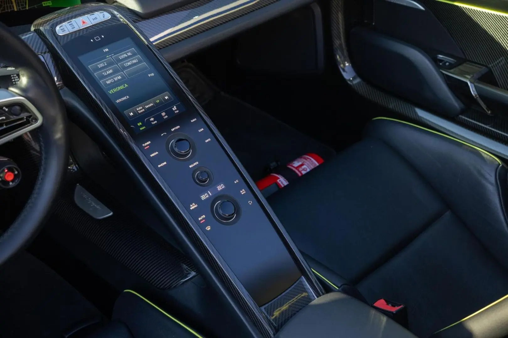 918 Spyder   Liquid Silver   Carbon   Lift   Bur