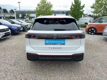 Tiguan der Neue R-Line TDi 4M Akustikverglassung