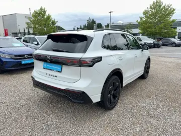 Tiguan der Neue R-Line TDi 4M Akustikverglassung
