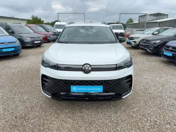 Tiguan der Neue R-Line TDi 4M Akustikverglassung