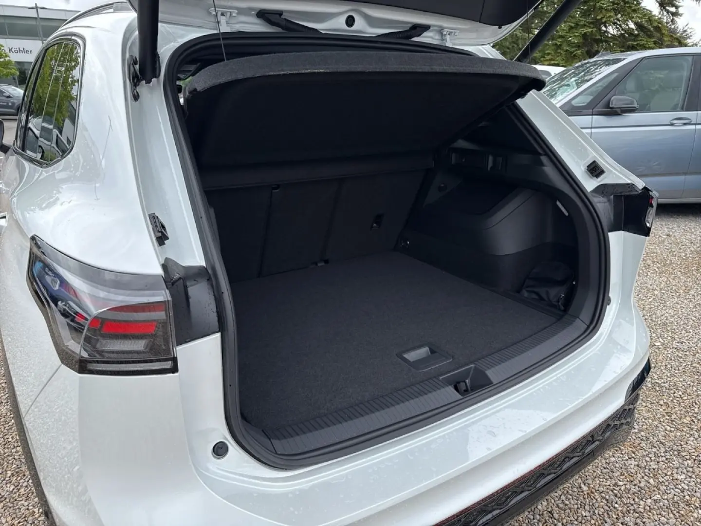 Tiguan der Neue R-Line TDi 4M Akustikverglassung