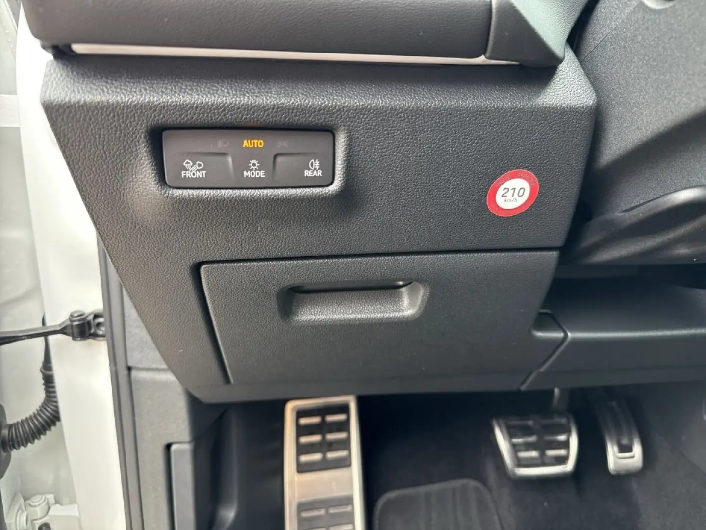 Tiguan der Neue R-Line TDi 4M Akustikverglassung