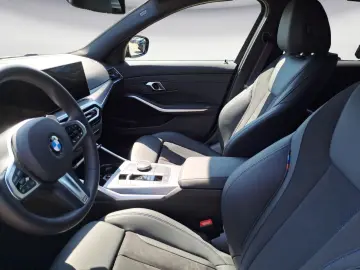 318i M Sport Pro  Shadow Navi LED PDC SHZ DAB