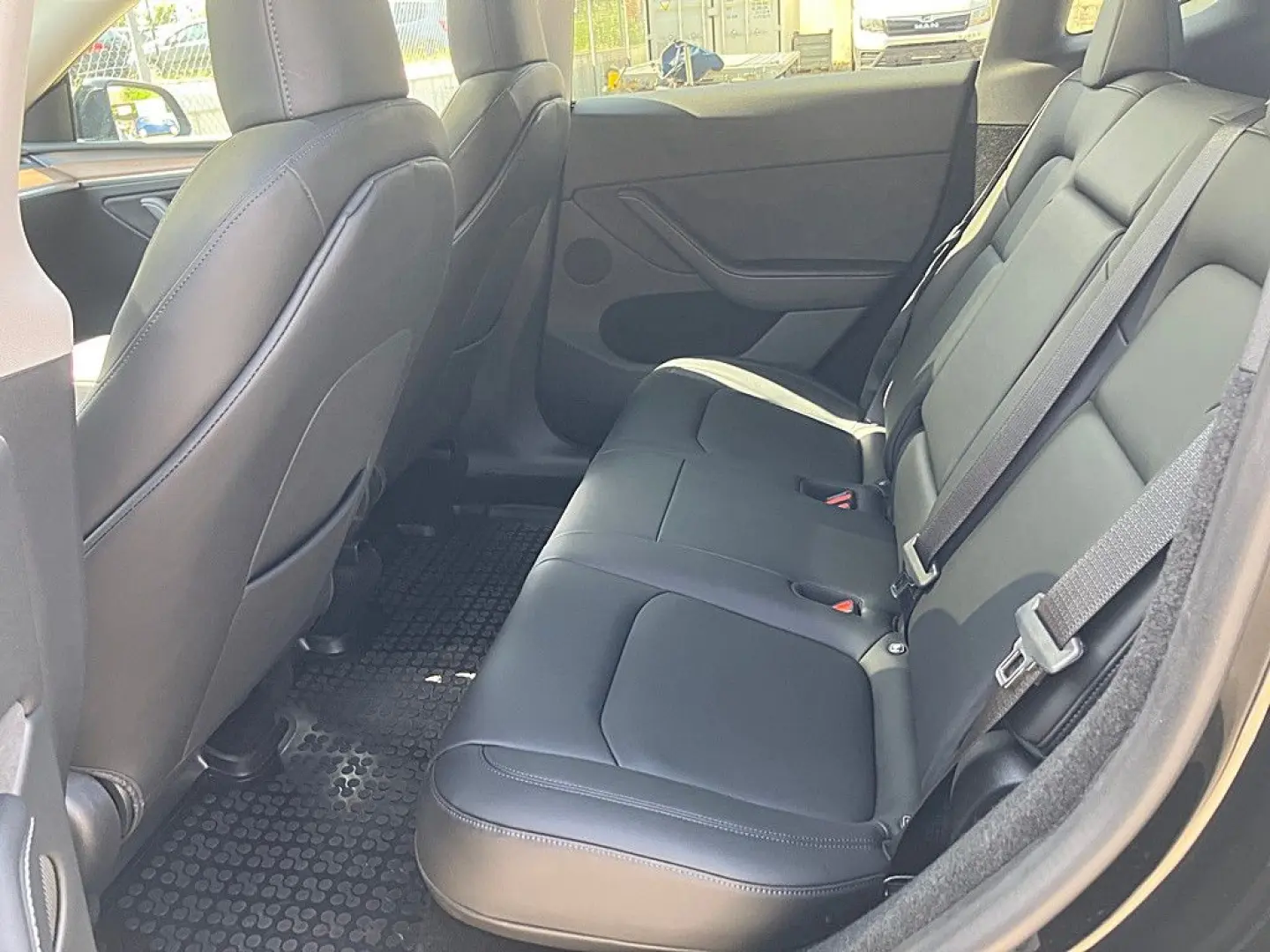 Model Y Performance Dual AWD