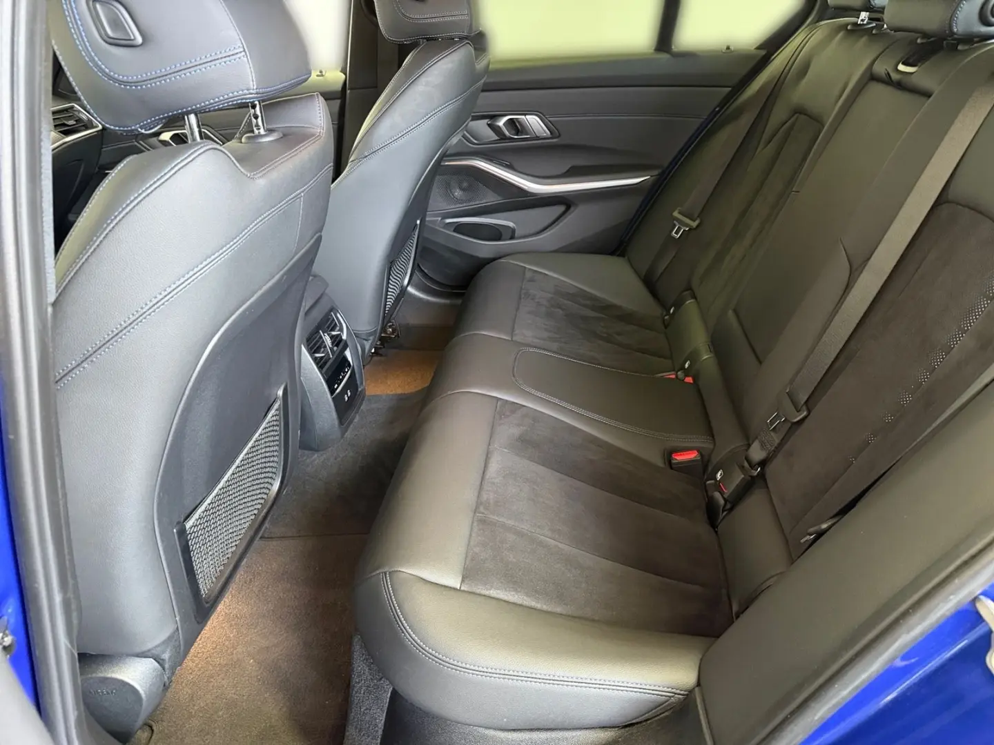 320iLim. M Sport A.LED Navi Kamera HiFi StandH