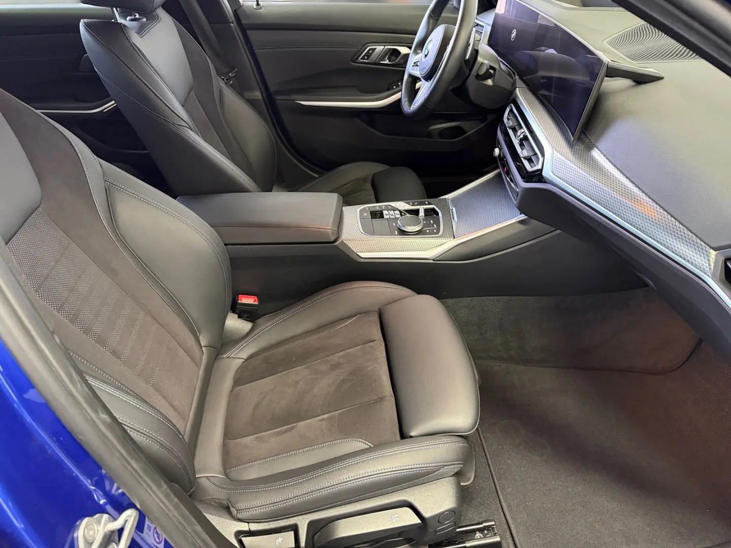 320iLim. M Sport A.LED Navi Kamera HiFi StandH