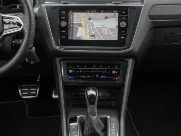 Tiguan 2.0 TDI DSG R-Line NAVI ACC PARKASS KAM