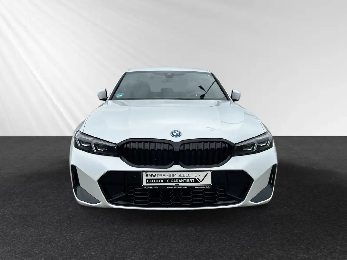 320e M Sport Pro 19 LM HiFi HeadUp DrivingAss.