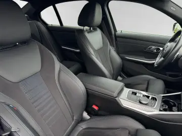 320e M Sport Pro 19 LM HiFi HeadUp DrivingAss.