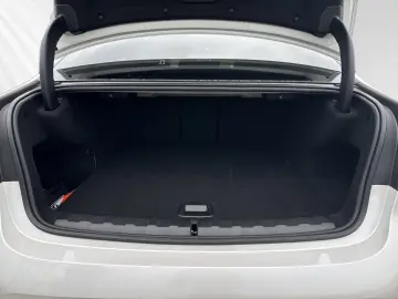 320e M Sport Pro 19 LM HiFi HeadUp DrivingAss.