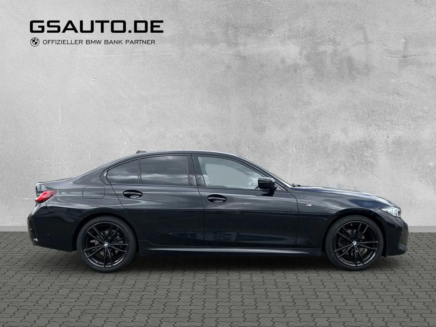 320 dxDrive M-SPORT ACC Glasdach HUD LED H&K 19'