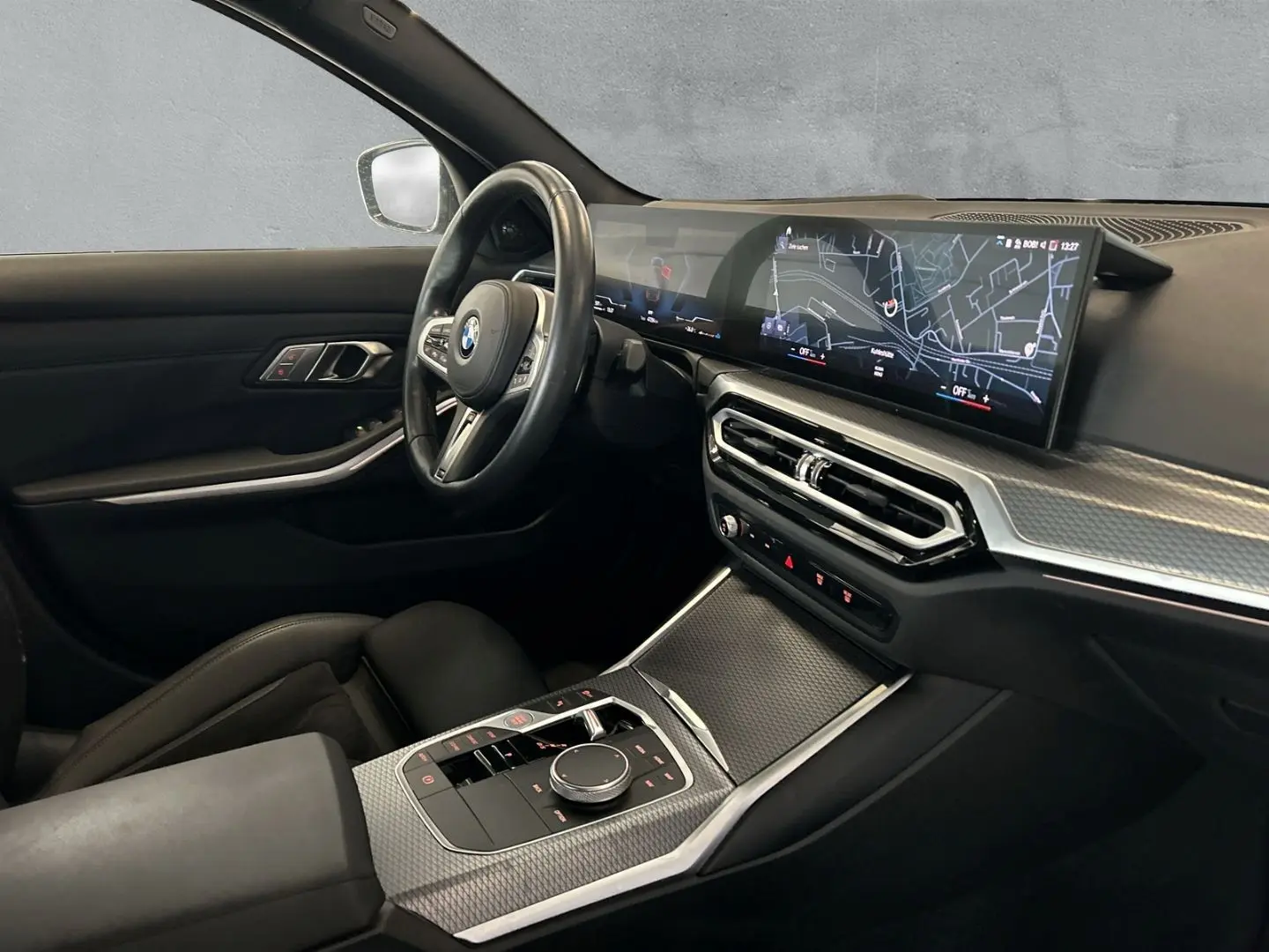 320 dxDrive M-SPORT ACC Glasdach HUD LED H&K 19'