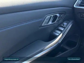 320d xDrive M Sportpaket AHK Navi 360  SHZ KeyGO