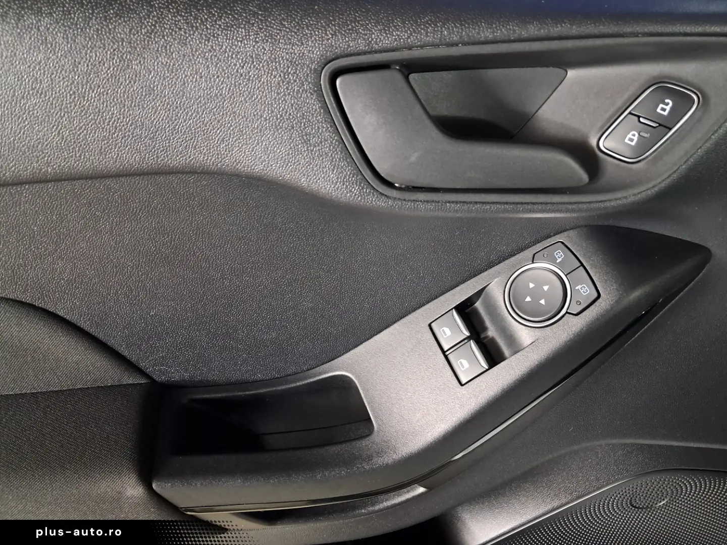 FORD FIESTA TREND CONNECTED