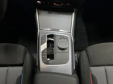 320d xDrive M Sport AHK Stop&Go LCProf. HiFi