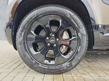 Defender 110 P400 AWD X-Dynamic HSE