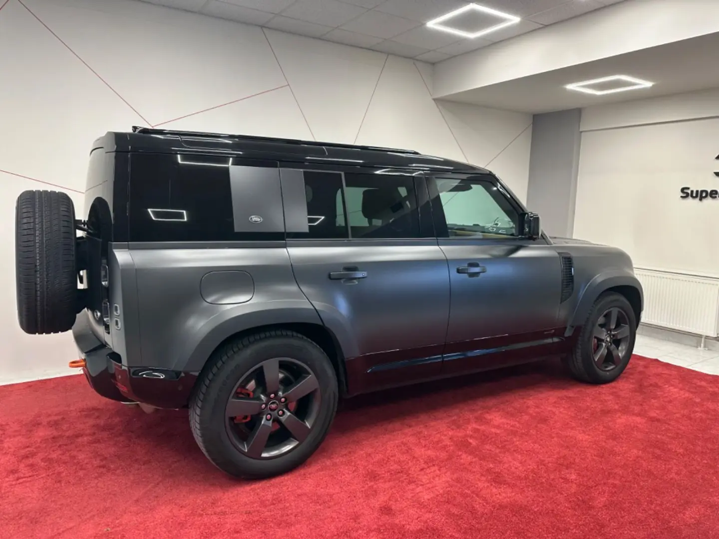 110 X-Dynamic HSE  Full Option  Very nice spec