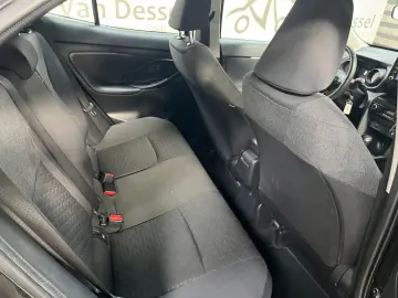 Yaris Cross 1.5 Hybrid Dynamic  € 14.700 NETTO