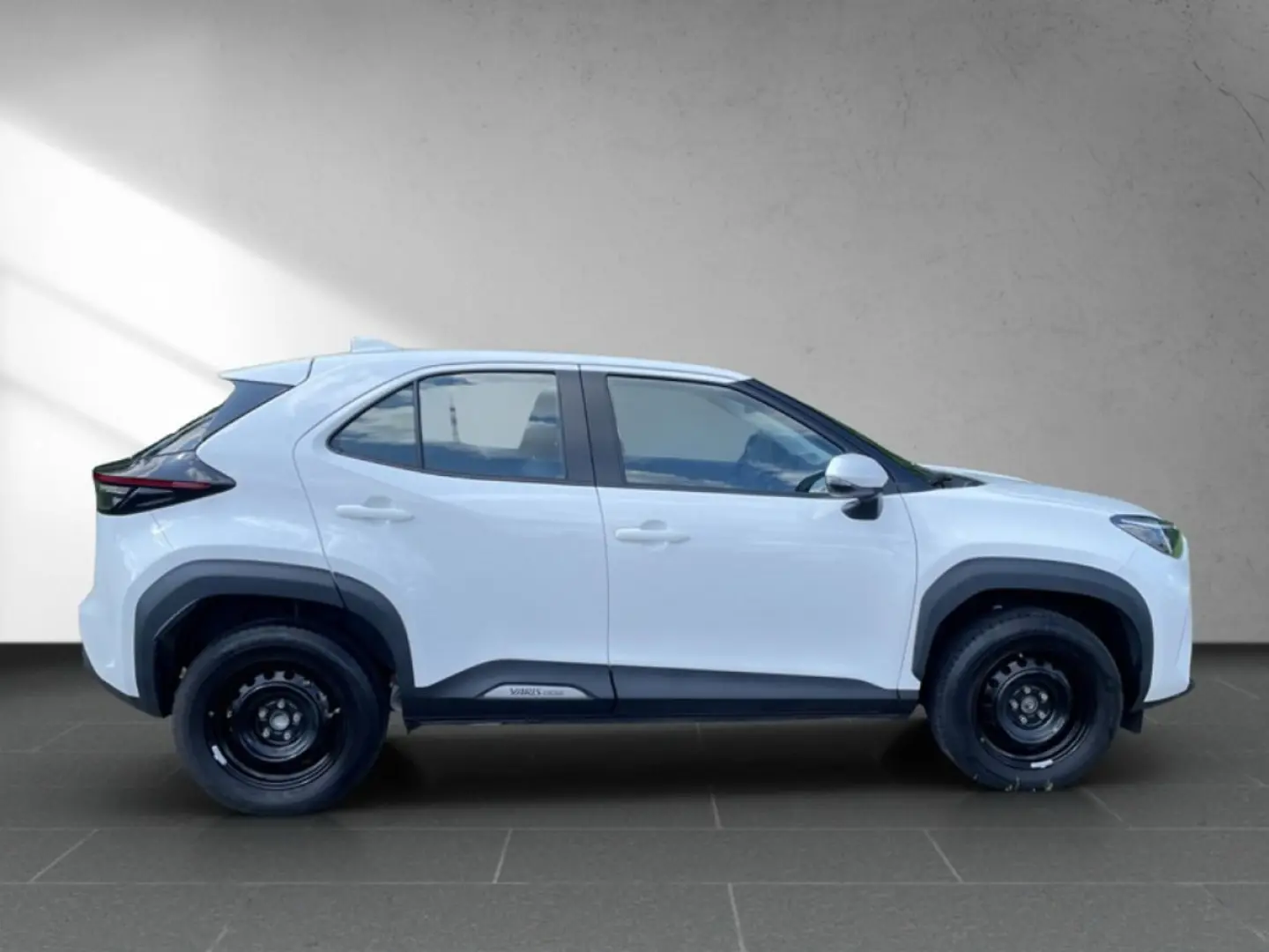 Yaris Cross 1.5 Hybrid Business  ACC SHZ CAM