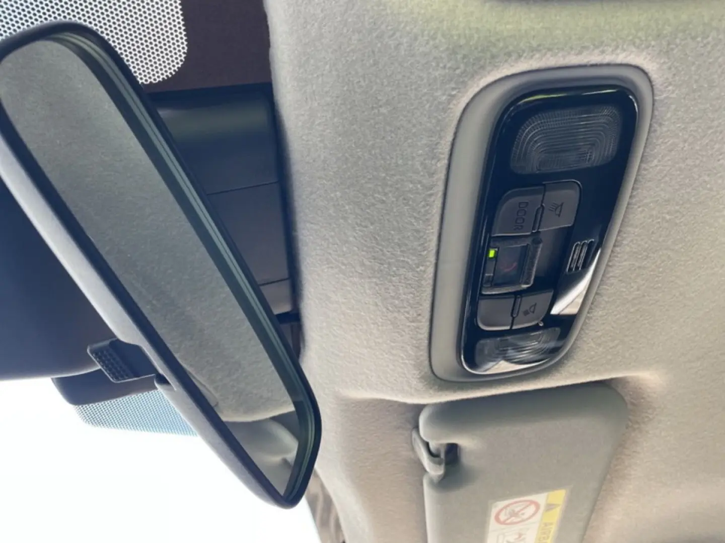 Yaris Cross 1.5 Hybrid Business  ACC SHZ CAM