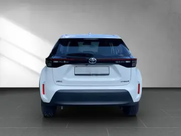 Yaris Cross 1.5 Hybrid Business  ACC SHZ CAM