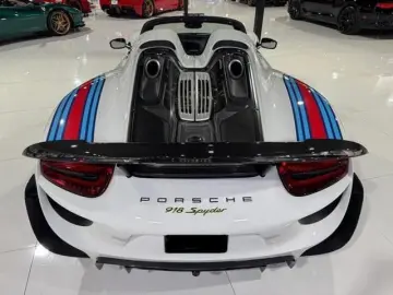 PORSCHE 918 SPYDER WEISSACH
