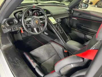 PORSCHE 918 SPYDER WEISSACH