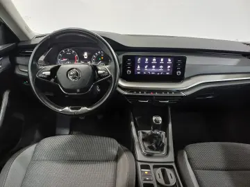 Škoda Octavia AMBITION 1.5 TSI