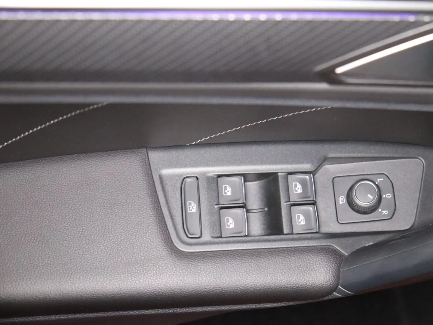 Tiguan R-Line 2.0TDI DSG 398 -ohne Anzahlung ACC