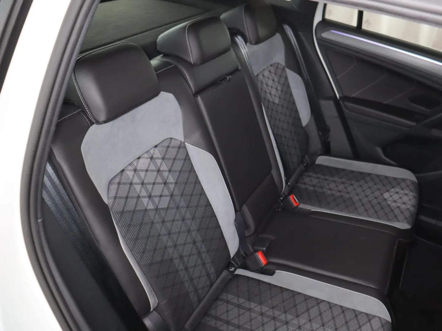 Tiguan R-Line 2.0TDI DSG 398 -ohne Anzahlung ACC