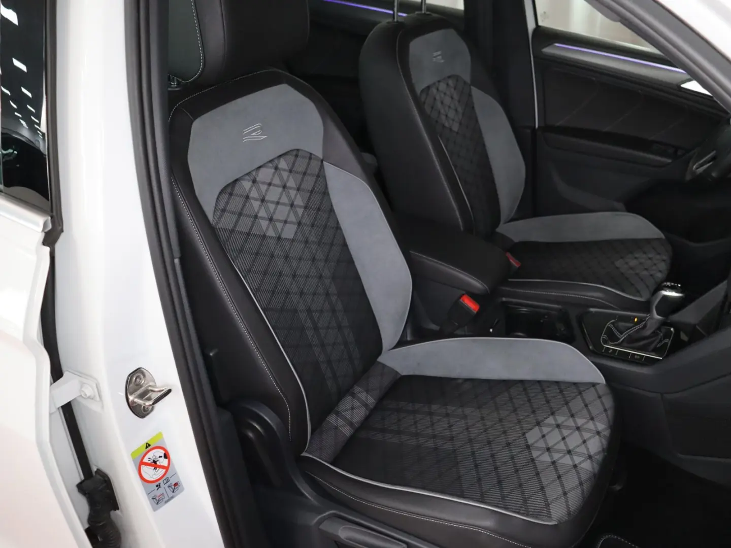 Tiguan R-Line 2.0TDI DSG 398 -ohne Anzahlung ACC