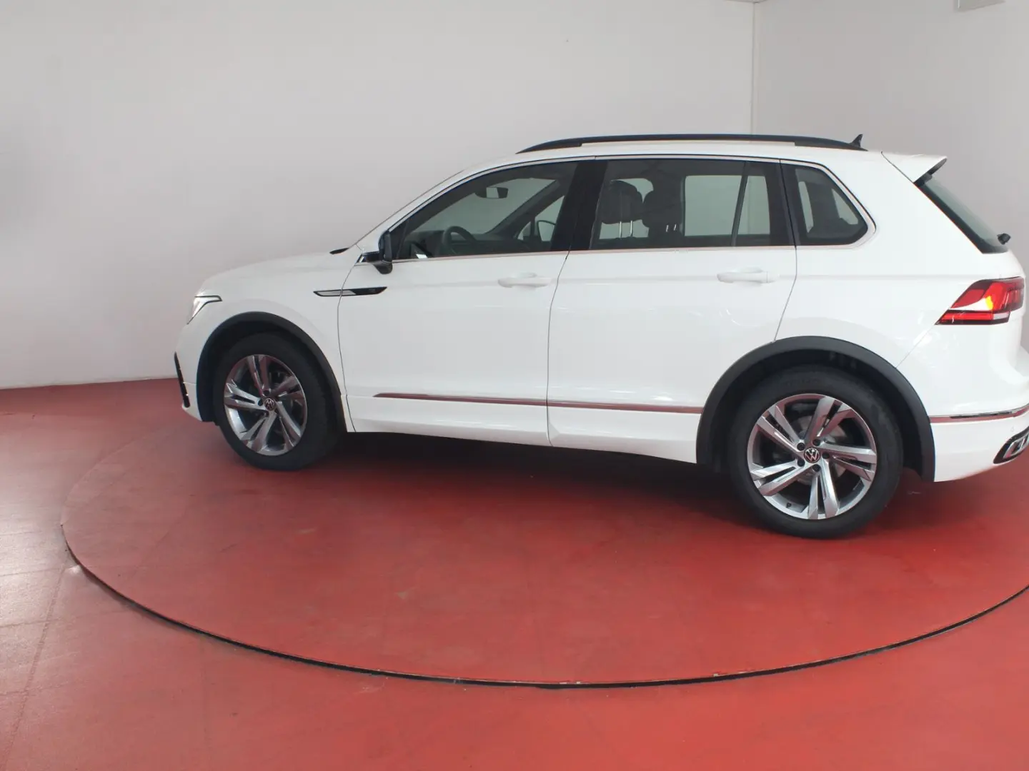 Tiguan R-Line 2.0TDI DSG 398 -ohne Anzahlung ACC