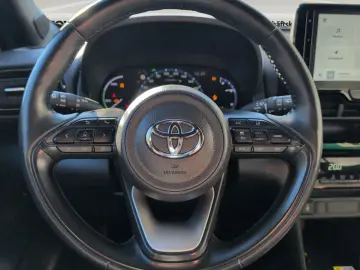 Yaris Cross Hybrid FWD Team Deutschland Navi LED