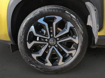 Yaris Cross Hybrid FWD Team Deutschland Navi LED