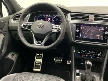 Tiguan R-Line 2.0 TDI CarPlay Matrix DigiCockpit