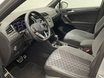 Tiguan R-Line 2.0 TDI CarPlay Matrix DigiCockpit
