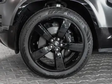 Defender 90 V8 P525 Carpathian Edition HUD Luftf