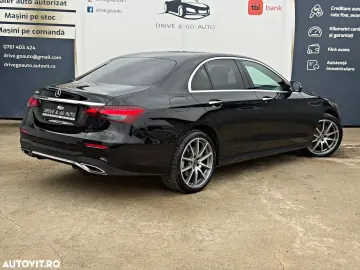 MERCEDES-BENZ E 300E AMG