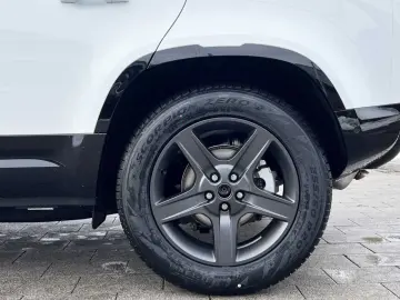 Defender 110 D250 X-Dynamic SE