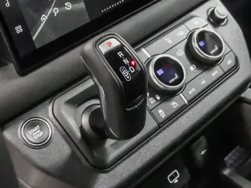 Defender 90 X-Dynamic SE D200 Mild-Hybrid EU6d A