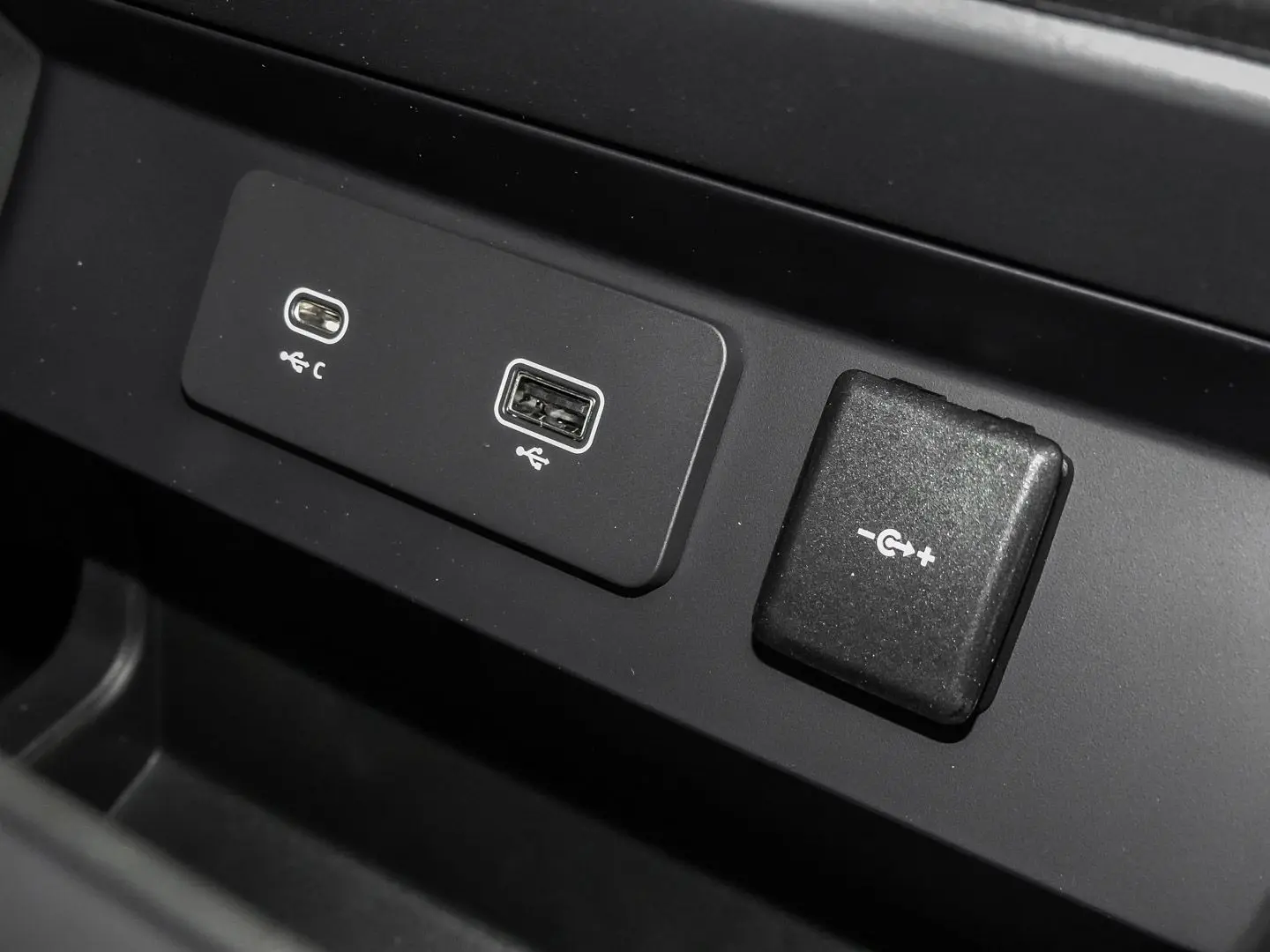 Defender 90 X-Dynamic SE D200 Mild-Hybrid EU6d A