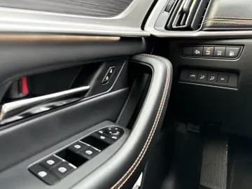 CX-80 2.5l  Homura   AWD PHEV  7 Sitze   Pano