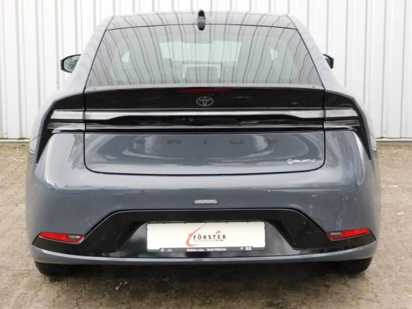 Prius 2.0 Plug-in Hybrid (PHEV) Advanced  LED