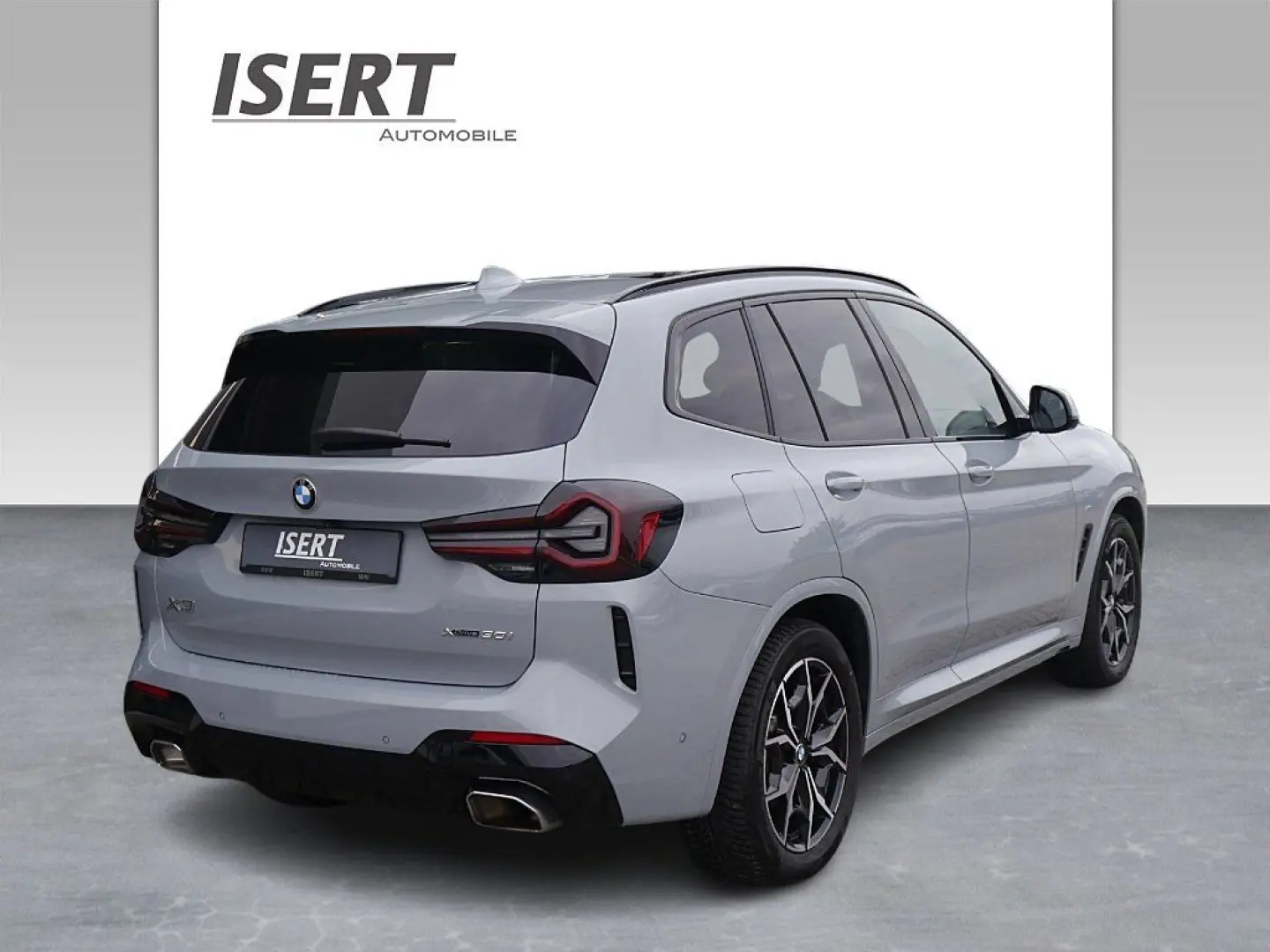 X3 xDrive30i M Sport A.  PANODACH H&K HUD AHK