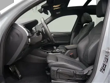 X3 xDrive30i M Sport A.  PANODACH H&K HUD AHK