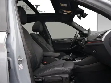 X3 xDrive30i M Sport A.  PANODACH H&K HUD AHK