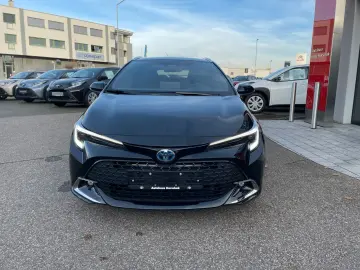 Corolla Touring Sports Hybrid Team D