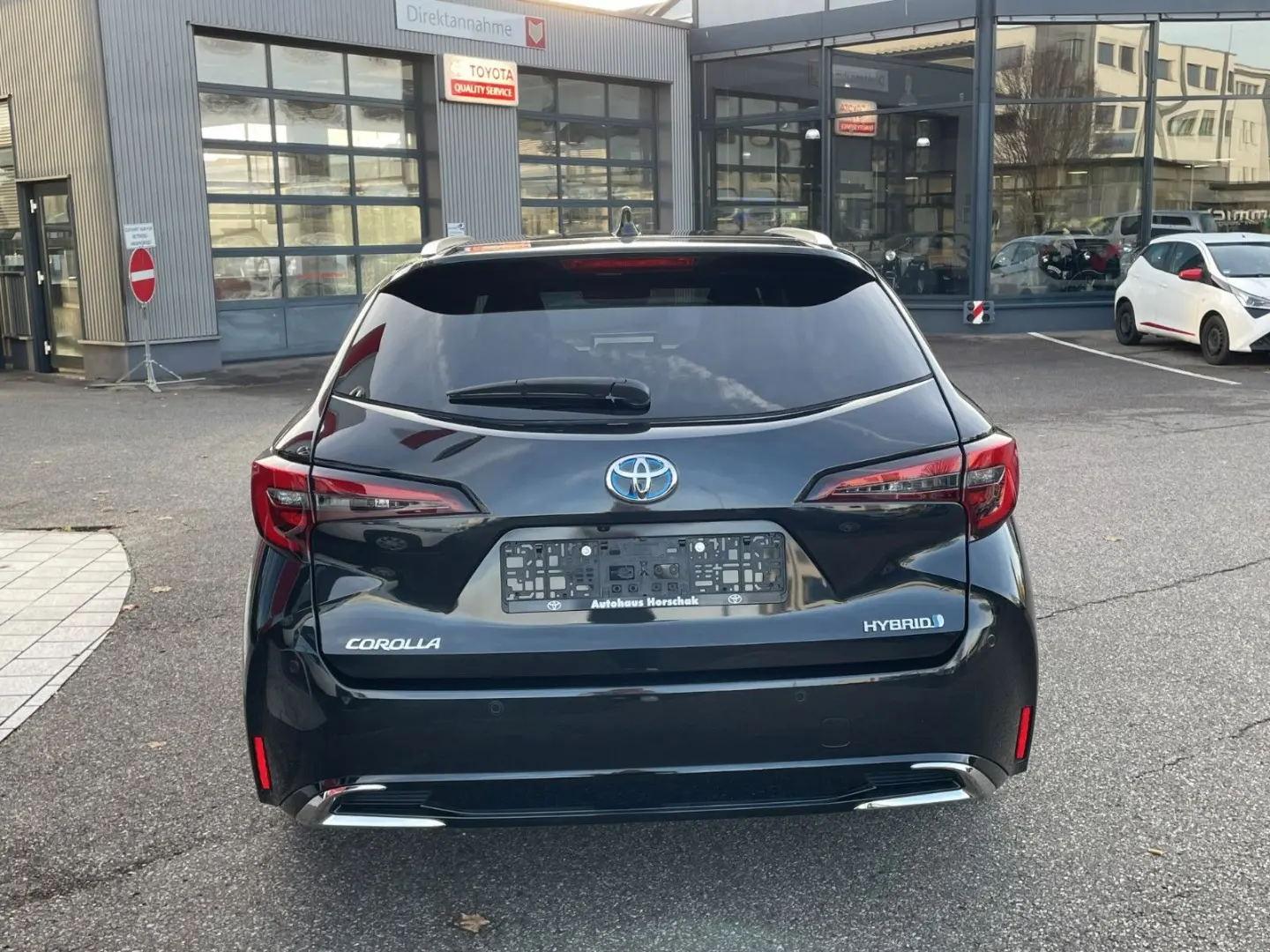 Corolla Touring Sports Hybrid Team D