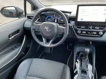 Corolla Touring Sports Hybrid Team D